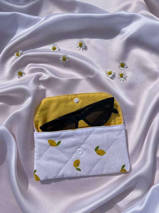 Etuis à lunettes de soleil citron