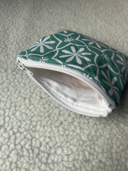Mini pochette verte et blanche