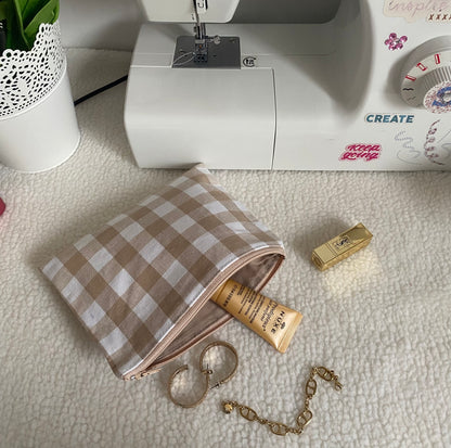 Pochette en vichy beige