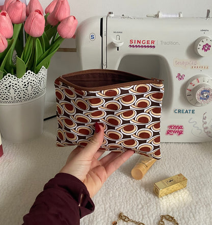 Pochette à motif marron